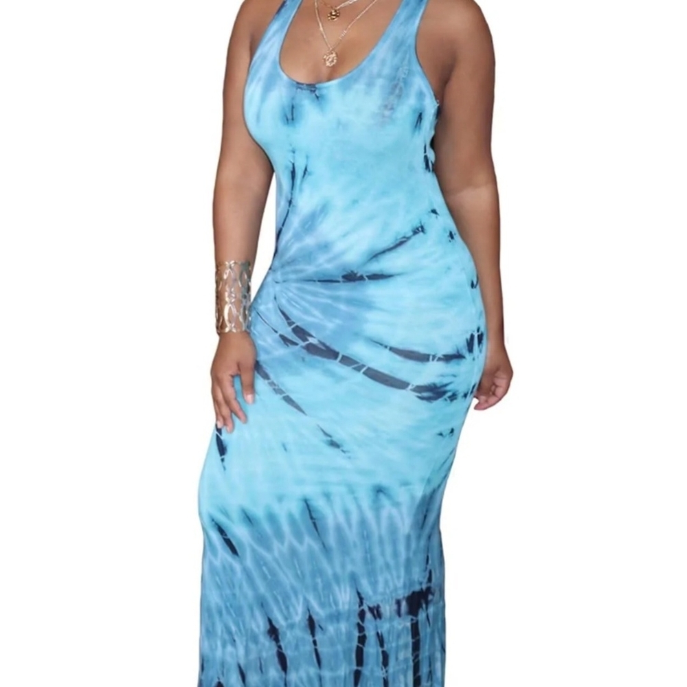 Blue Tie-Dye Maxi Dress